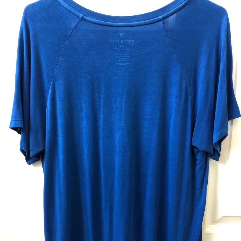 American eagle soft and sexy v neck tee